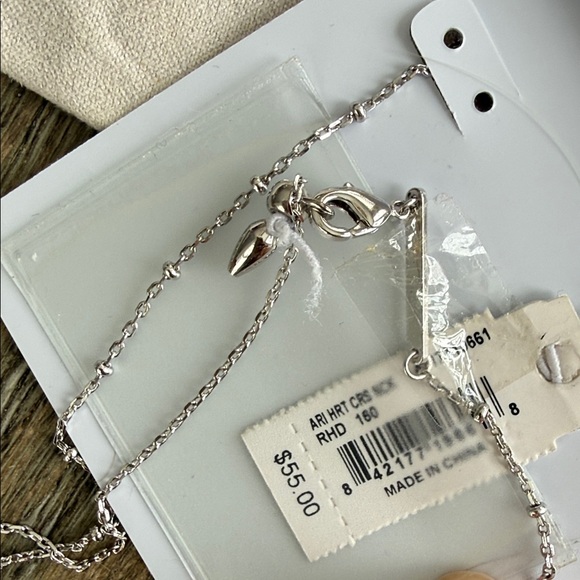 BNWT Kendra Scott Ari Heart Crystal Necklace - Picture 2 of 4